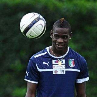Balotelli podría volver frente a Dinamarca