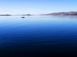 El lago Titicaca estuvo a punto de cobrar la vida del que luego sería el famoso guerrillero. ARCHIVO  /