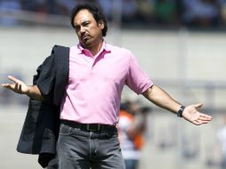 Hugo Sánchez salió con una derrota de CU, su antiguo hogar en donde fue campeón como técnico en el Apertura y Clausura 2004. MEXSPORT  /