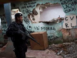 El gobernador de Río adelantó que una UPP será instalada en Jacarezinho en 2013. AP  /
