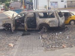Imagen de un vehículo afectado por el ataque al director de la policía municipal de Puerto Vallarta.  /