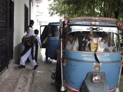 Exterior de la escuela Khushal, en Mingora, a la que asisitía Malala Yusufzai, atacada la semana pasada por los talibanes. EFE  /