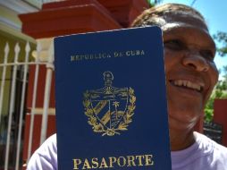 Cuba flexibilizó sus regulaciones migratorias para los cubanos residentes y emigrados. AFP  /