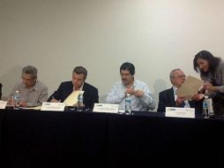 Autoridades del ITESO acordaron con presidente de Tlaquepaque, reforestar entre 200 y 300 árboles al termino de las obras. ESPECIAL  /