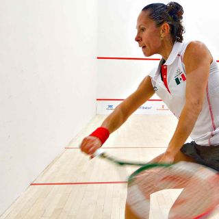 Samantha Terán tropieza en Abierto de Squash en Macao