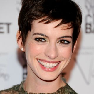 Anne Hathaway donará fondos a matrimonios gay