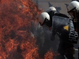 Durante la segunda huelga general en Grecia se registraron enfrentamientos entre manifestantes y la policía. AFP  /