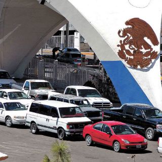 Incautan 200 mil dólares a hombre que trataba de pasar de EU a México