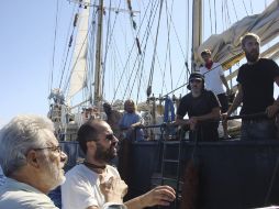 El velero ''Estelle'' y su tripulación en su camino a Gaza. El barco fue interceptado por Israel.  ARCHIVO  /