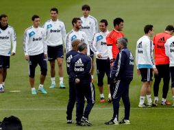 Aspectos del entrenamiento del Real Madrid. EFE  /