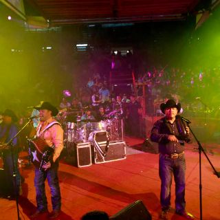 Encanto que permanece Intocable