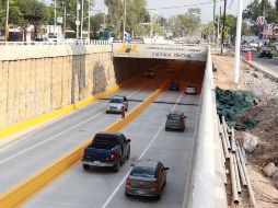 El túnel de avenida Vallarta, a la altura de Ciudad Granja, se abrió a la circulación este domingo.  /