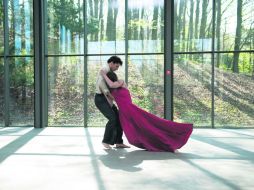 Aunque Wenders pensó no echar a andar el largometraje una vez que Pina murió, el trabajo resultó un tributo para la bailarina. ESPECIAL  /