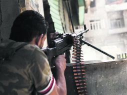 Según Lakhdar Brahimi, el cese de la violencia durante podría ser un primer camino para encontrar la paz.ESPECIAL  /