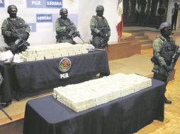 Decomiso. La Secretaría de Hacienda estima que en México se ''lavan'' al año 10 mil millones de dólares. EL UNIVERSAL  /