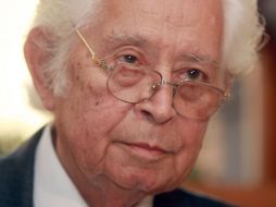 El poeta mexicano Alí Chumacero dejó de existir físicamente el 22 de octubre del año 2010. ARCHIVO  /