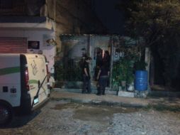 A la escena del crimen acudió personal del Instituto Jalisciense de Ciencias Forenses. ESPECIAL  /