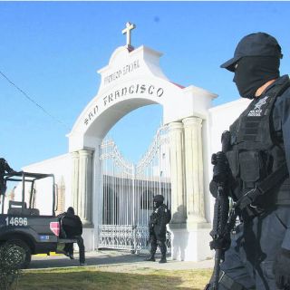 Realizan toma de muestra de ADN a familiar de ''El Lazca''