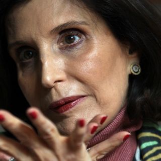 El mundo es un cúmulo de recuerdos y emociones, según Mastretta