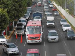 La poca inversión en transporte público y en transporte no motorizado también ha generado una mayor dependencia al automóvil. ARCHIVO  /