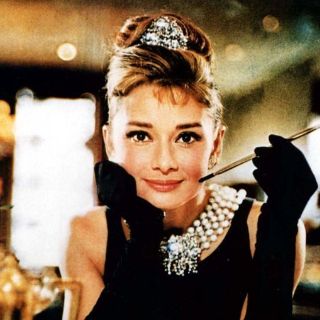 Fundéu BBVA: ''en adición (a)'', expresión inadecuada