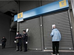 Debido a las medidas de austeridad en Grecia muchos negocios han cerrado. EFE  /