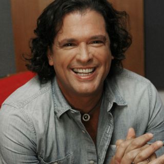 Carlos Vives quiere grabar con Jennifer López y Michel Teló