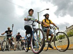 Se está contemplando contar con ciclovías en avenida Inglaterra, Periférico y una más en la colonia Santa Margarita. ARCHIVO  /