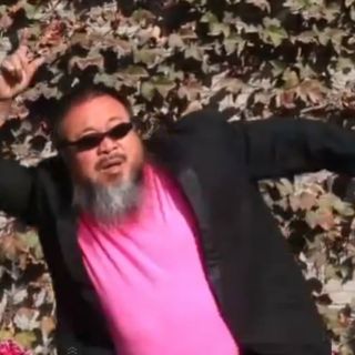 Ai Weiwei se entrega a la moda del ''Gangnam Style''