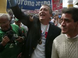 Imagen de Jorge Vergara el día que el Guadalajara ganó el único título al mando de su administación en el Estadio Nemesio Diez. ARCHIVO  /