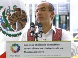 El Presidente Felipe Calderón dijo a los tabasqueños ''los voy a extrañar mucho''. ESPECIAL  /