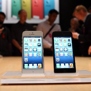 Ganancias de Apple suben por ventas de iPhone y iPad