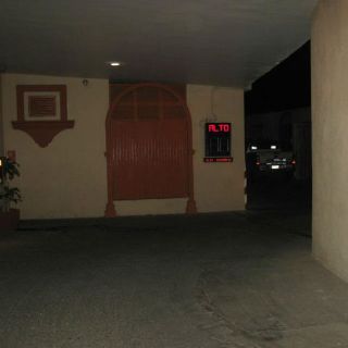 Localizan a mujer muerta en motel