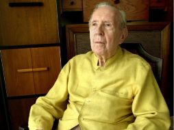 El autor, inmigrante francés, también editó muchos libros, incluyendo una compilación de cuentos policiacos. AP  /