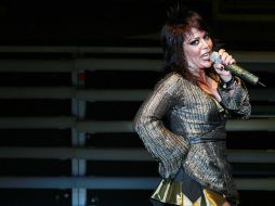 Ale Guzmán se encuentra en perfecto estado de salud y lista para salir a los escenarios. ARCHIVO  /