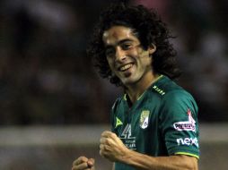 Matías Britos celebra el primer gol del conjunto esmeralda. XINHUA  /