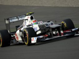 El monoplaza de Pérez no estaba en su punto ideal, pero los ingenieros parecen haberle atinado a la configuración con la que corrió.EFE  /