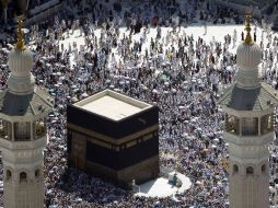 El ritual simboliza la lapidación que Abraham hizo de los tres lugares en los que el diablo se le habría aparecido. REUTERS  /