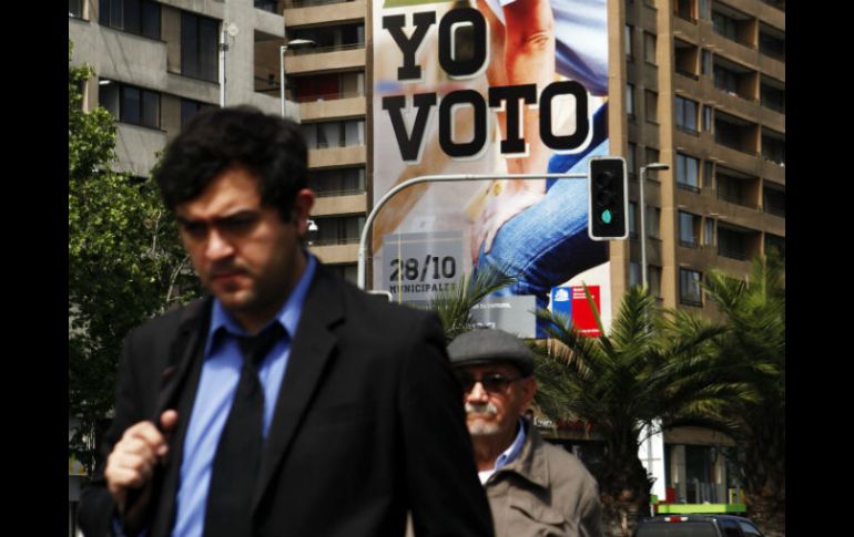 Más de trece millones de chilenos están convocados a las urnas para renovar sus autoridades municipales. EFE  /