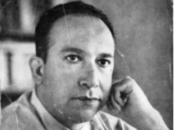 El 29 de octubre de 2005, el escritor chileno falleció a los 87 años de edad, al norte de California, donde radicaba. ESPECIAL  /