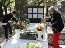 Las acciones tiene como fin brindar seguridad a los visitantes que cada año se congregan en los camposantos. ARCHIVO  /