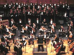 La OFCM asumió la ejecución con apremiante ánimo clásico y rebosada concepción instrumental. ARCHIVO  /