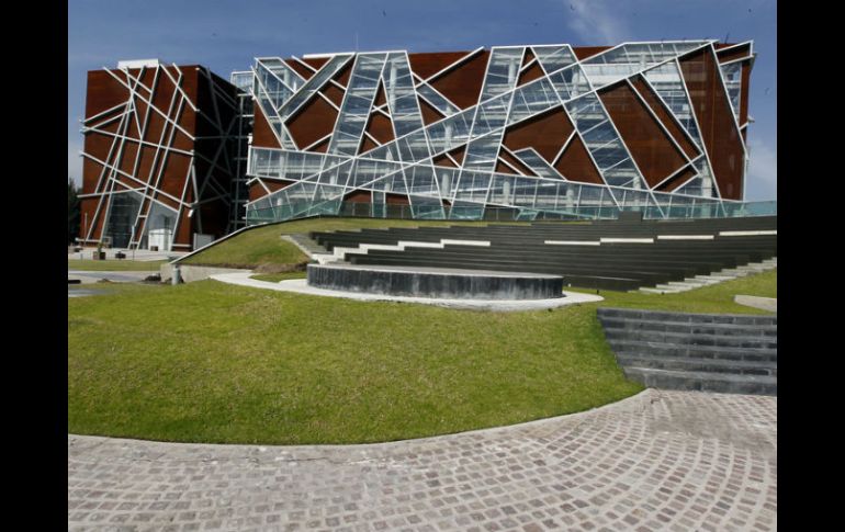 La sede del coloquio, la Biblioteca Pública del Estado se ubica sobre Periférico Norte número 1695, Colonia Belenes, Zapopan. ARCHIVO  /