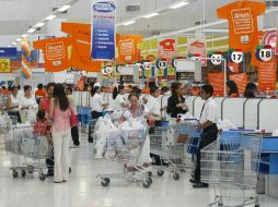 Utilizaban los carritos de supermercado para distraer a sus víctimas. ARCHIVO  /