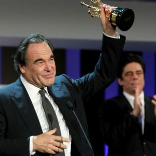 El cineasta Oliver Stone critica a Obama en un nuevo libro