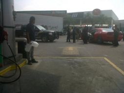 Sobre el Anillo Periférico, a la altura del Retorno de la Avenida Mariano Otero, efectivos policiacos detuvieron al responsable.  /