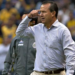 Me da mucha pena por el Atlas: Efraín Flores