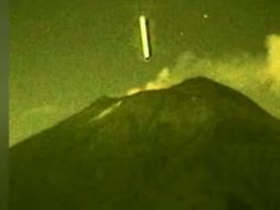 Imagen del video captado por la empresa webcam de México, y transmitido por Televisa, que muestra el objeto luminoso. ESPECIAL  /