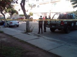 En el lugar fue asegurado un casquillo de bala del calibre .45.  /