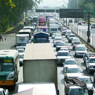 Baja la carga vehicular en Periférico Sur